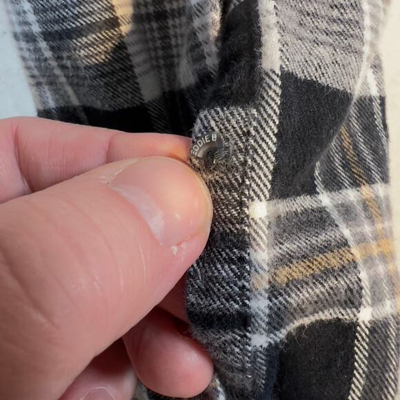 Eddie Bauer Button Shirt Men XL Classic Fit Flannel Black White Plaid 100 Cotton - Picture 4 of 15